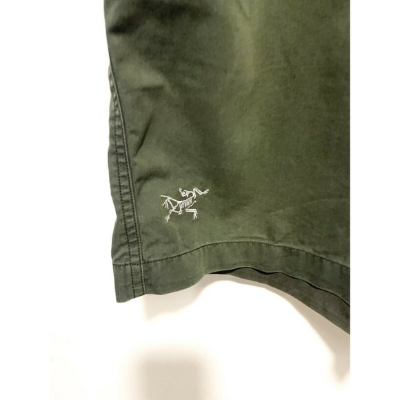[SOLD] Arc'teryx Men's Bastion Long Hiking Shorts Size 38 Gray 12" Inseam - Picture 3 of 6